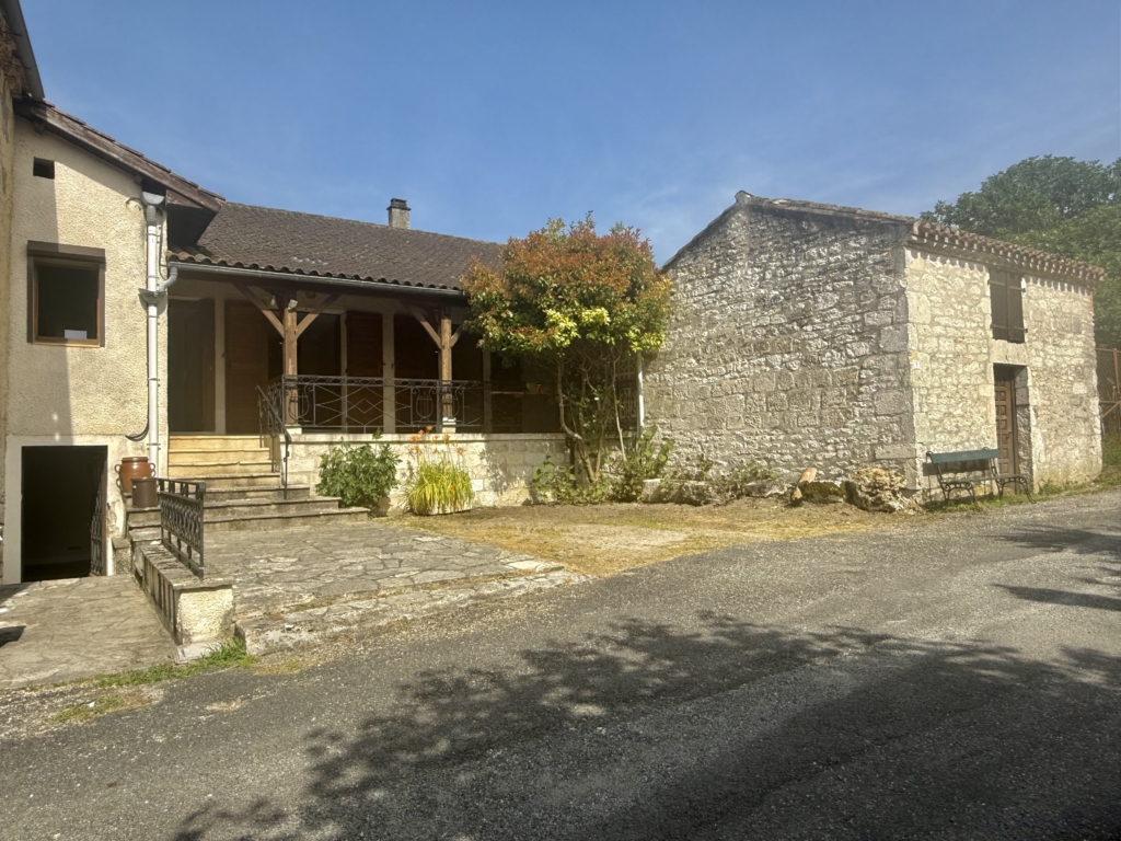 Montcuq en Quercy Blanc 