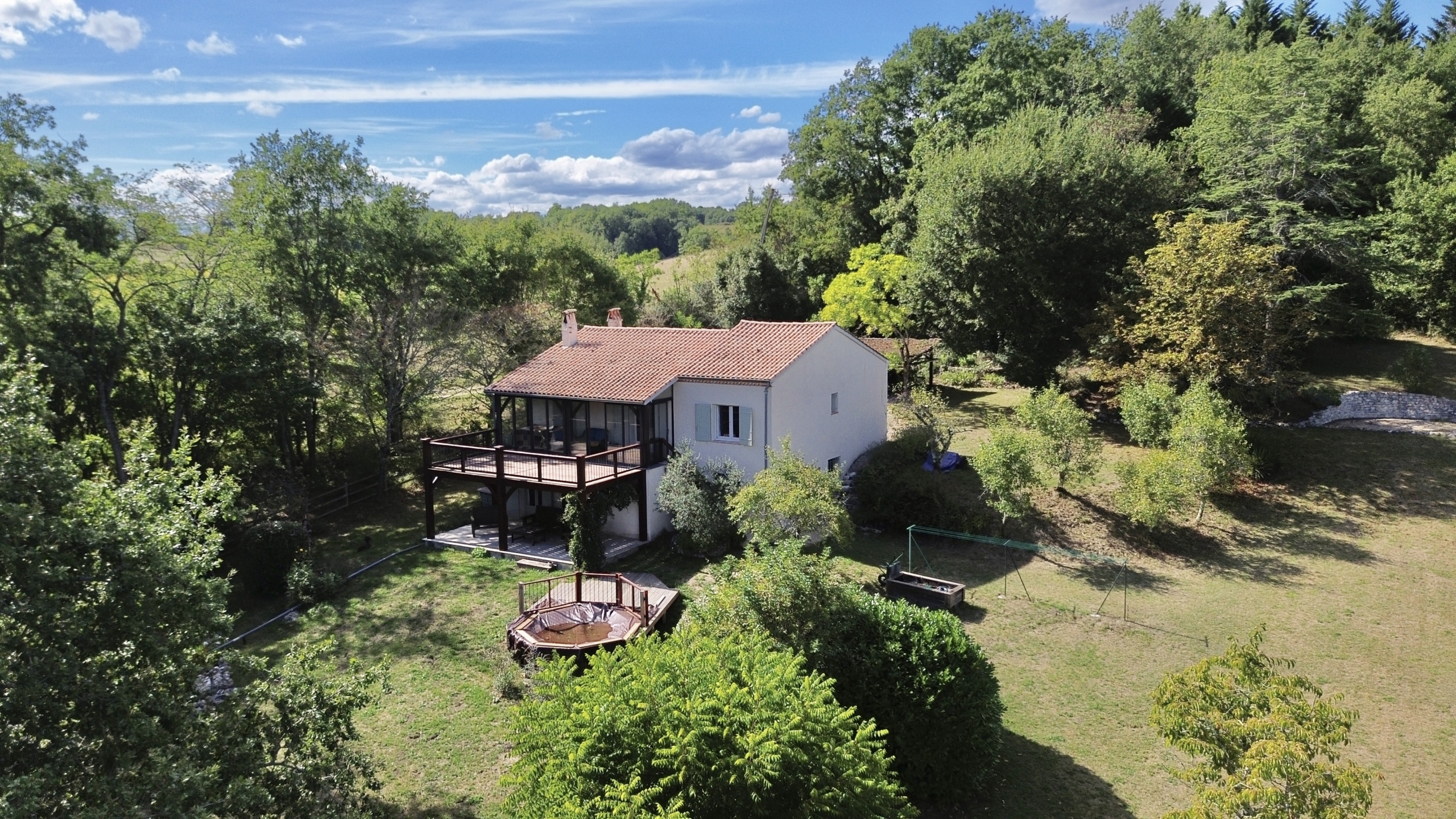 Renovated 3-Bed home with valley views