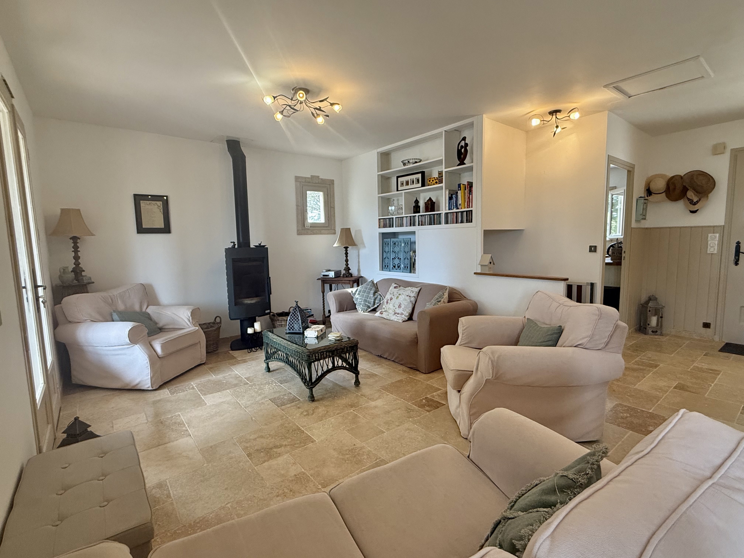 3 bed home with stunning valley views and garden