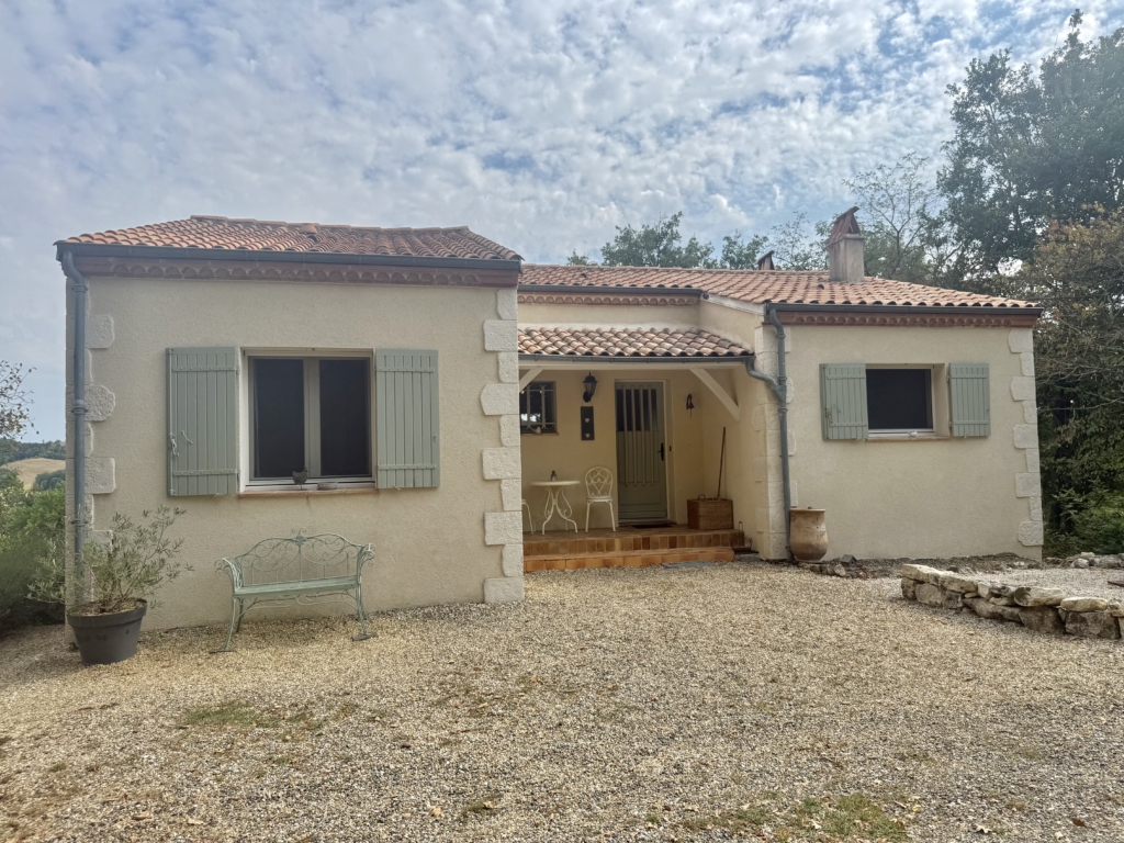 Renovated 3-Bed home with stunning valley views