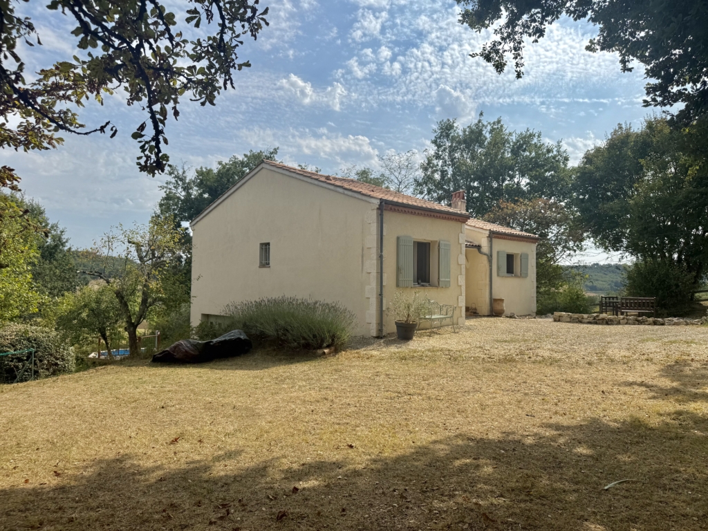 Renovated 3-Bed home with stunning valley views