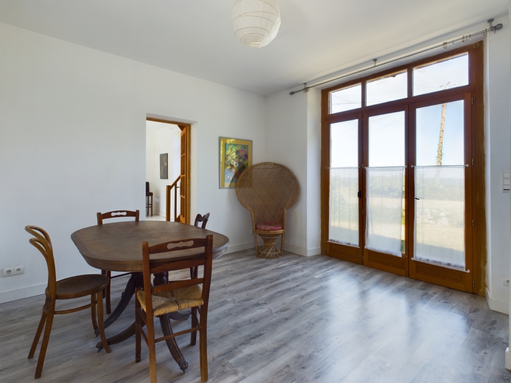 unique opportunity for both investment and lifestyle