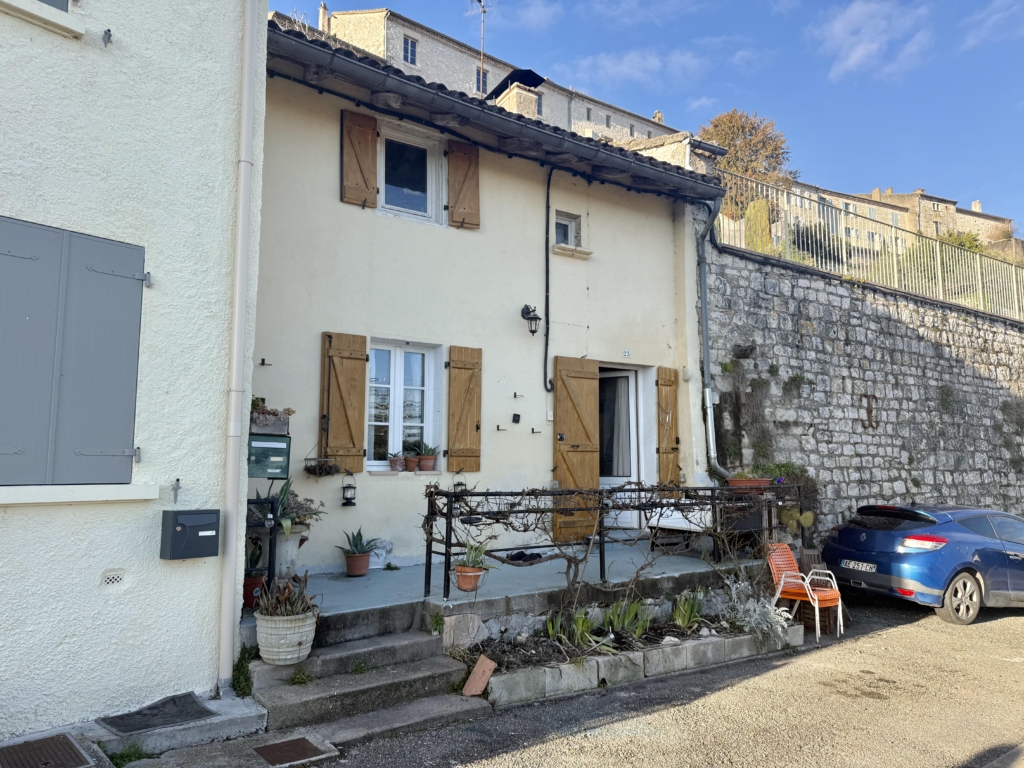 3 bed village house with garden