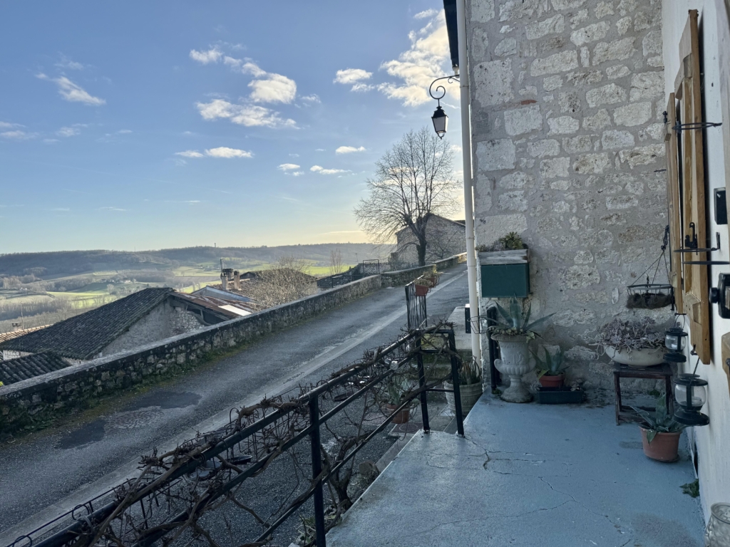 3 bed village house with garden