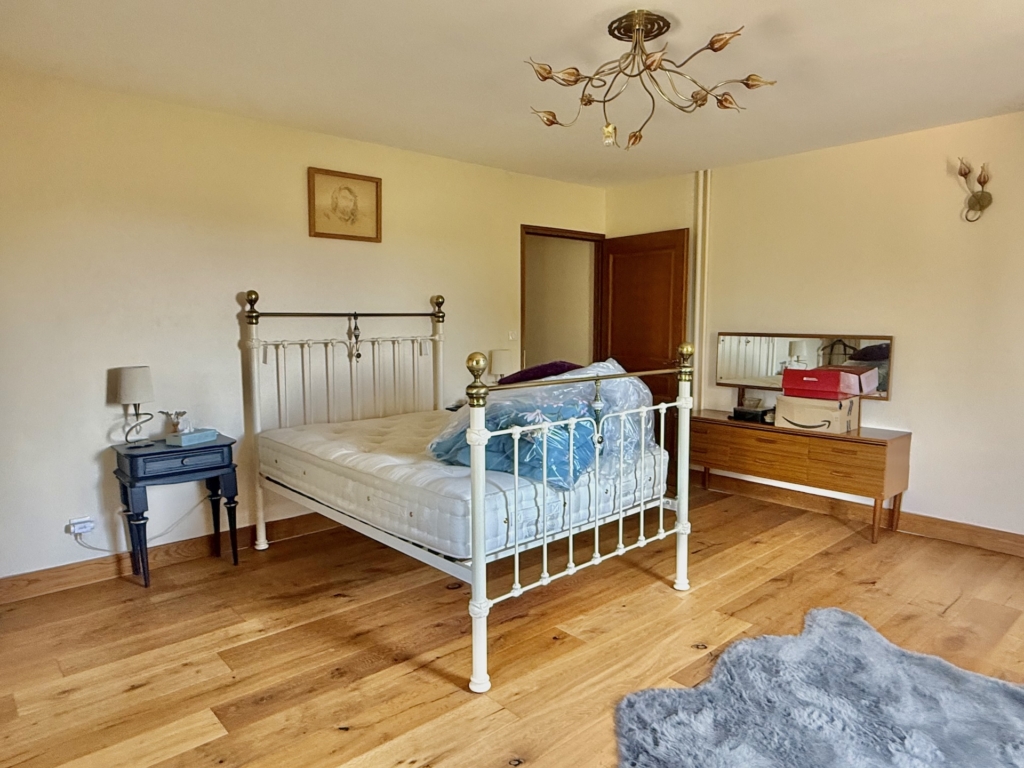 country house with guest cottage