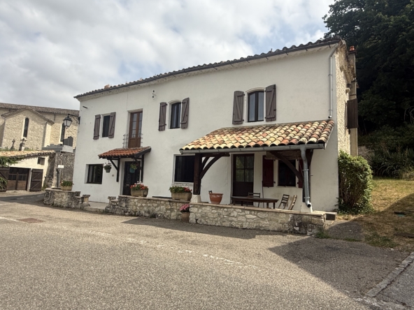 Charming 4 bed stone house
