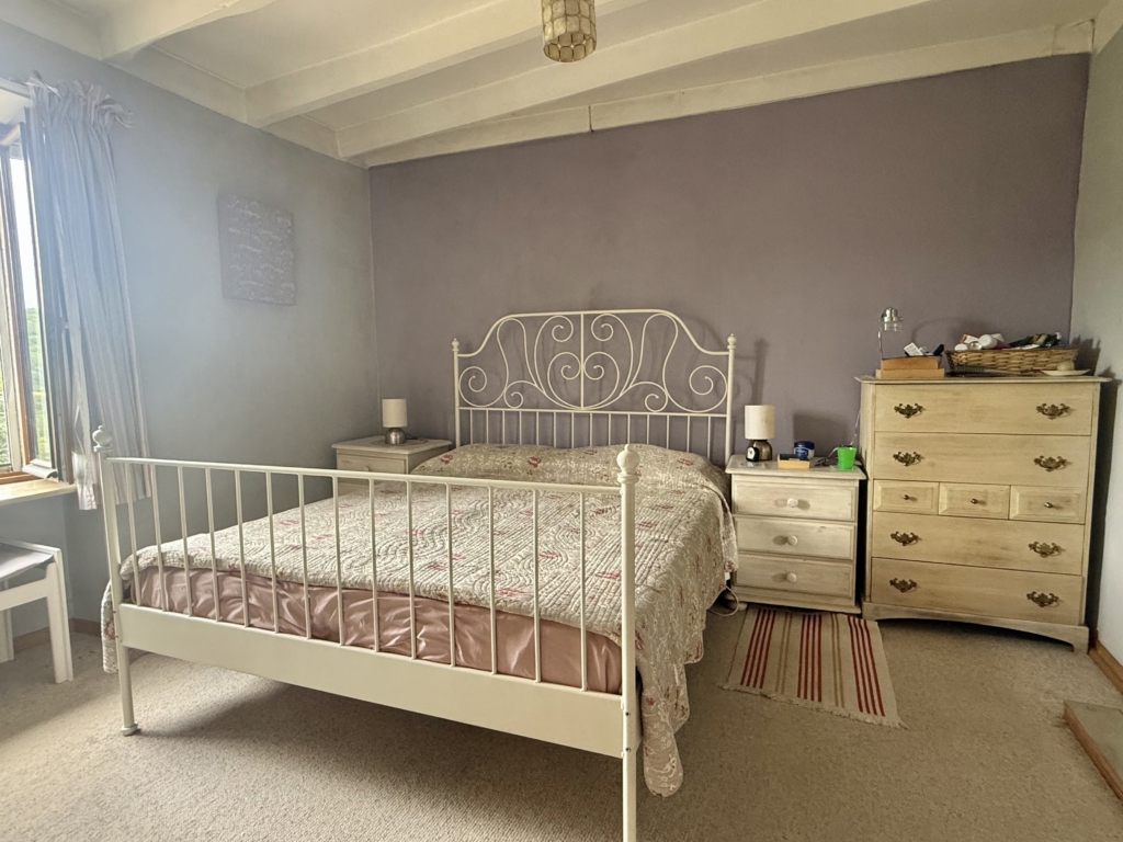 Charming 4 bed stone house