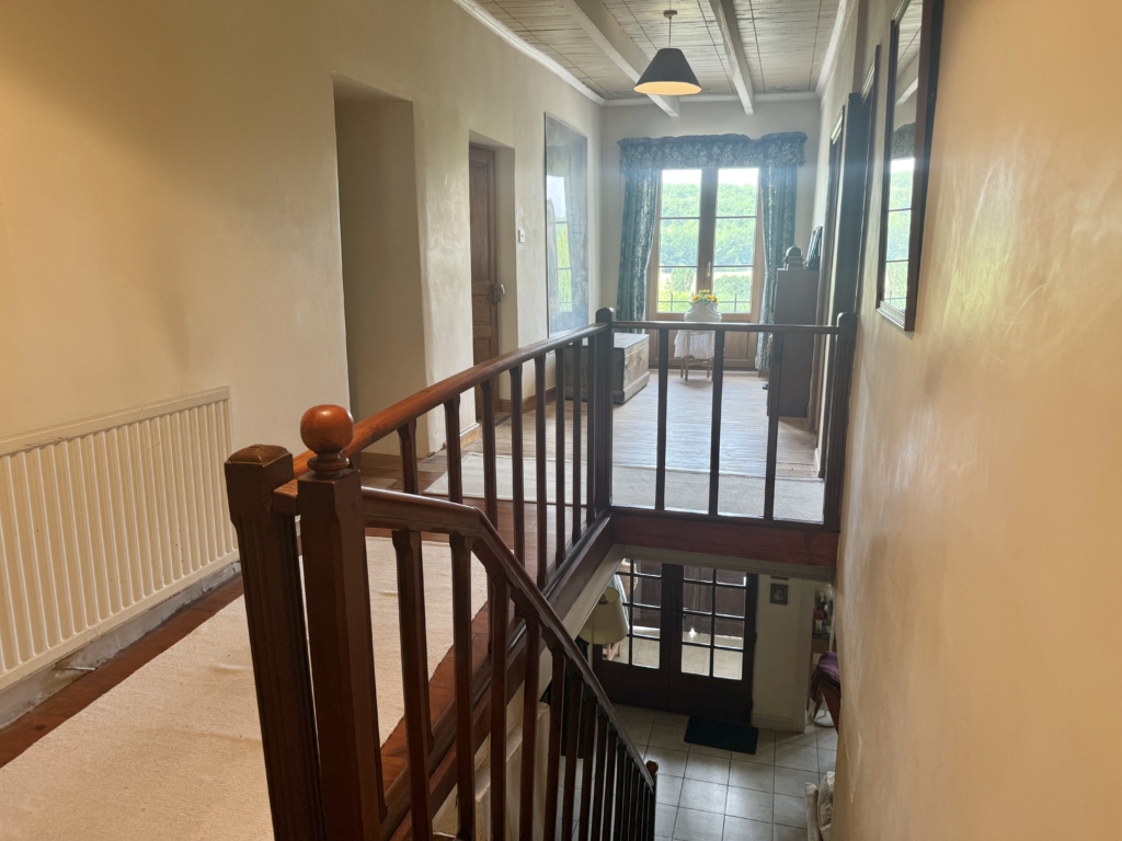 Charming 4 bed stone house