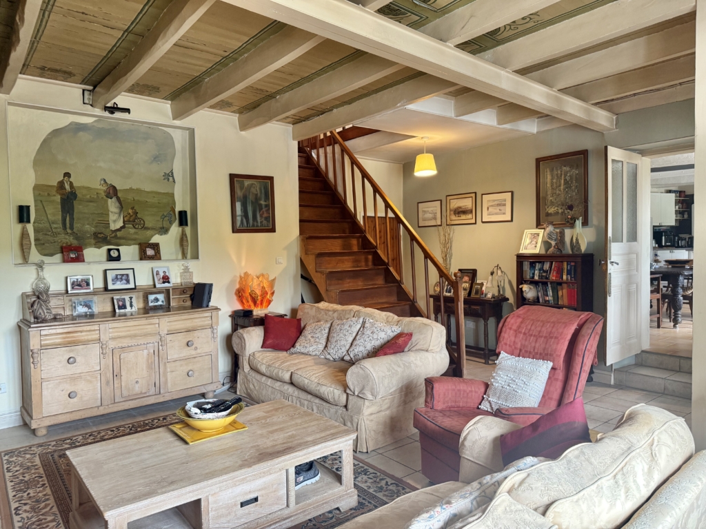 Charming 4 bed stone house
