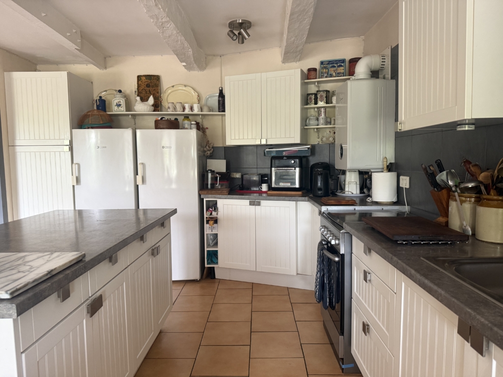 Charming 4 bed stone house
