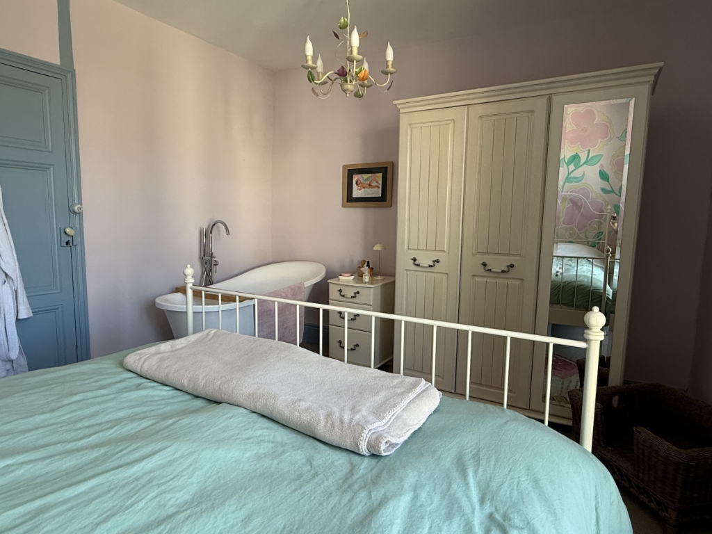 Charming 2 bed village house